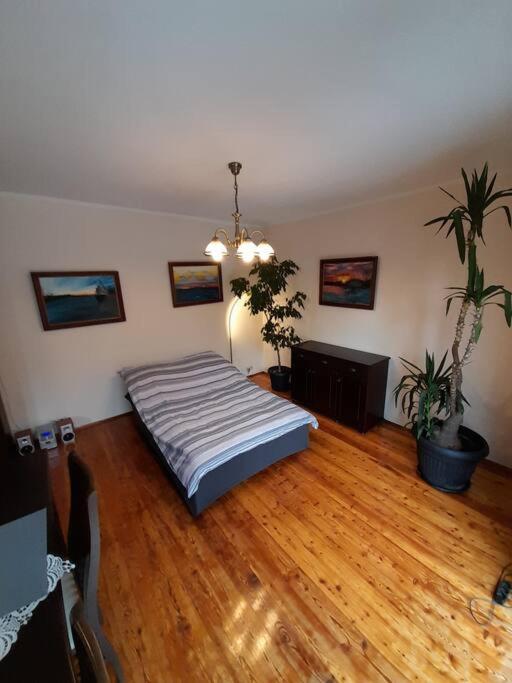 Bronowice- Parter Domu Apartment Красков Екстериор снимка