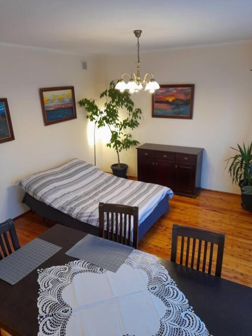 Bronowice- Parter Domu Apartment Красков Екстериор снимка